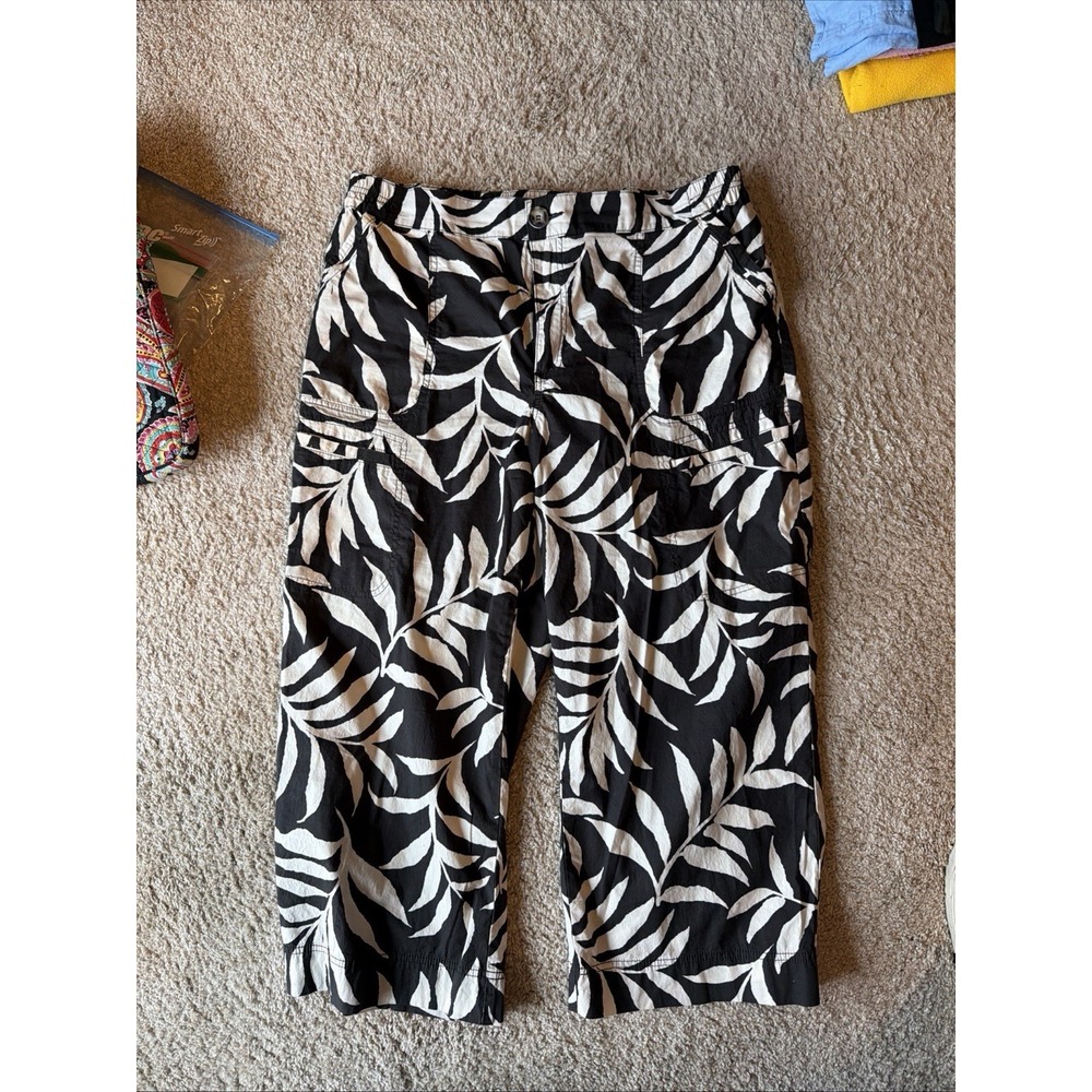 DEMOCRACY AB Technology Black and White Hi-Waisted Cargo Crop Pants 16